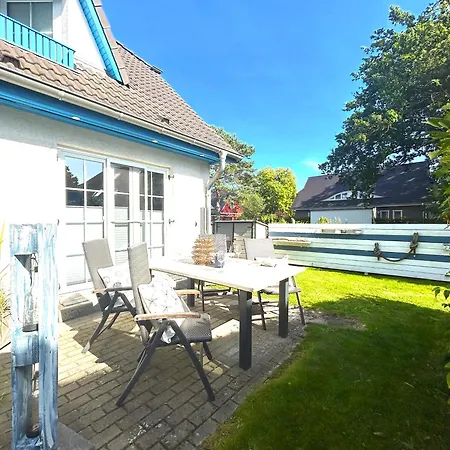 Apartament Kleine Kajuete Prerow